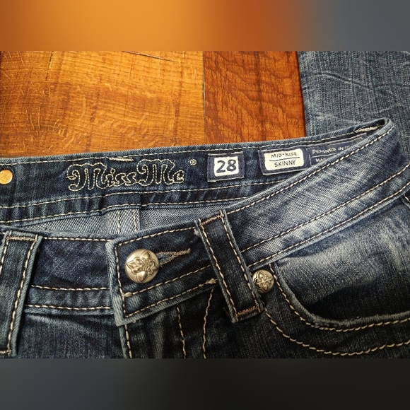 Miss Me Blue Jeans Mid Rise Skinny Angel Wings Women's Size 28 - Picture 4 of 6